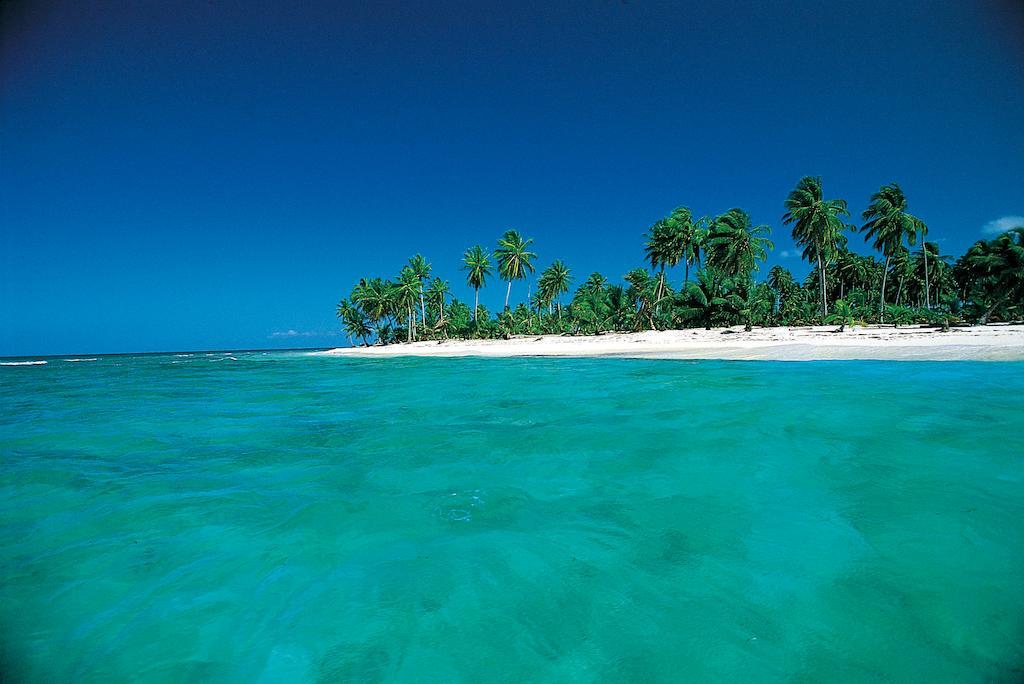 بارسيلو بافارو بيتش - للبالغين فقط وشامل كليًا بونتا كانا المظهر الخارجي الصورة Beach on the island of Funafuti