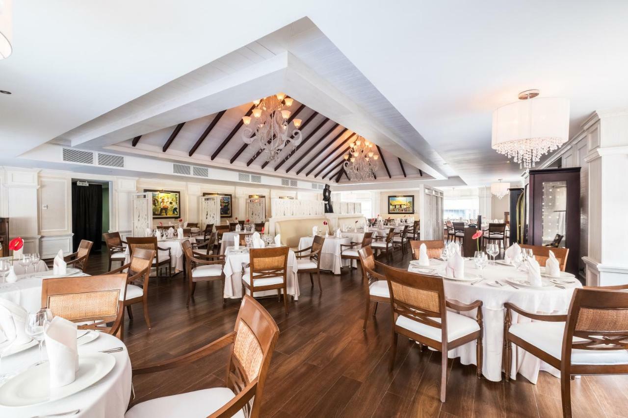 بارسيلو بافارو بيتش - للبالغين فقط وشامل كليًا بونتا كانا المظهر الخارجي الصورة The restaurant